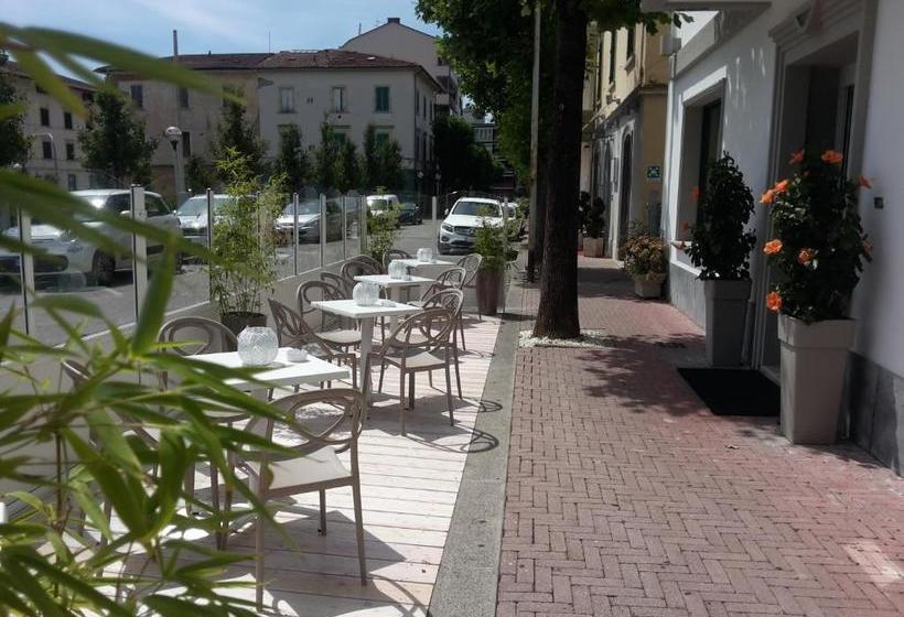 בית מלון כפרי Piccadilly