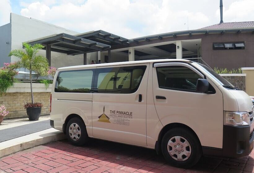 The Pinnacle Hotel And Suites