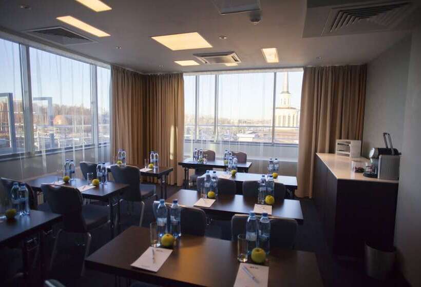 فندق Piter Inn Petrozavodsk