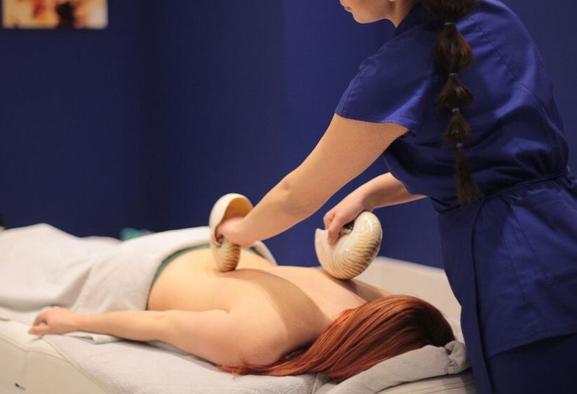 בית מלון כפרי Pomegranate Wellness Spa