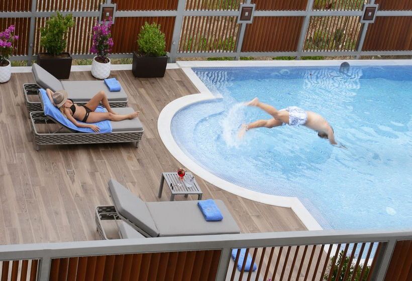 בית מלון כפרי Pomegranate Wellness Spa