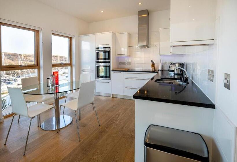 هتل Portavadie Loch Fyne Scotland