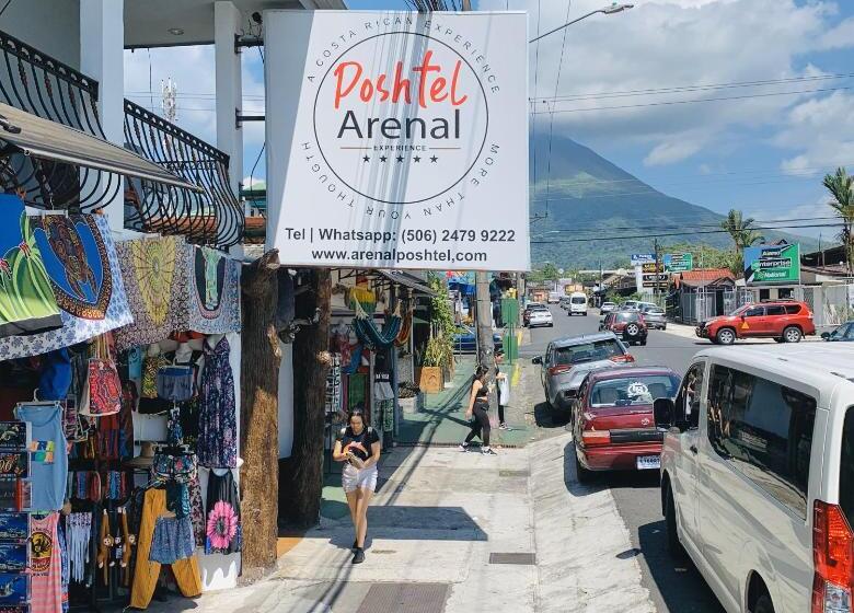 فندق Poshtel Arenal