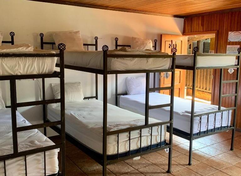 فندق Poshtel Arenal