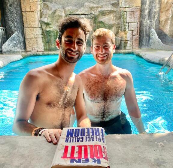 فندق Poshtel Arenal