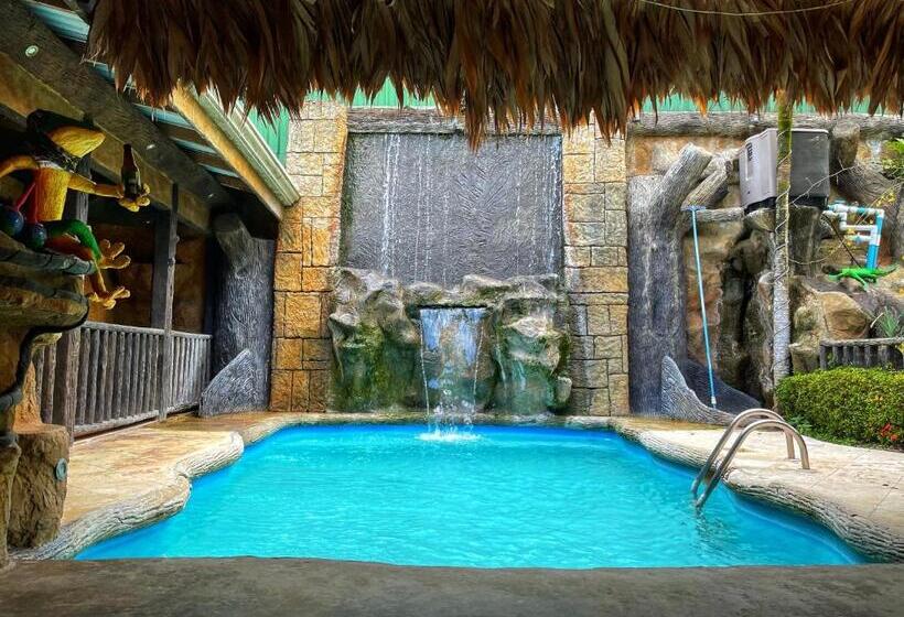 فندق Poshtel Arenal