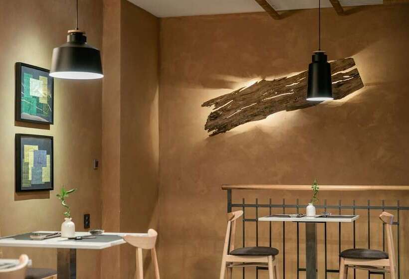 هتل Pytloun Design Self Checkin