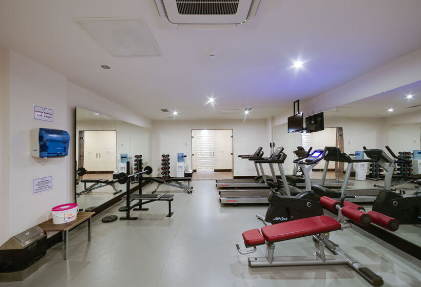 酒店 Ramada Resort By Wyndham Akbuk  All Inclusive