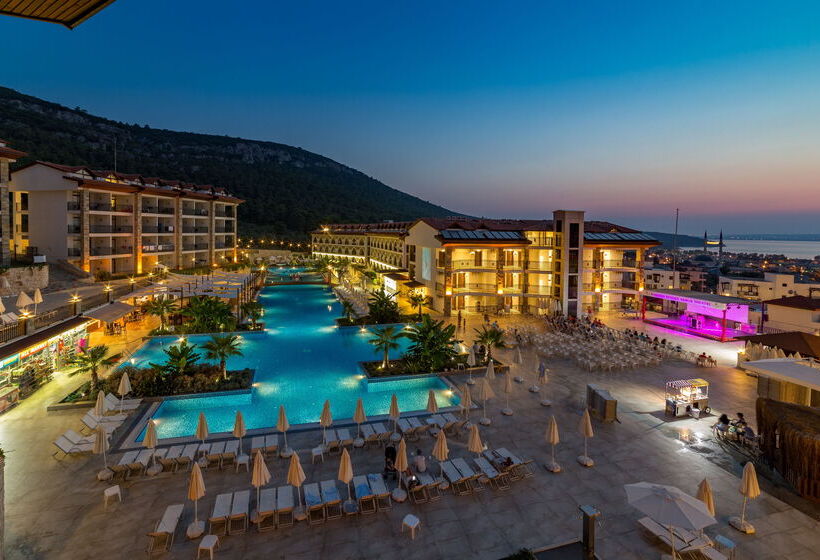 هتل Ramada Resort By Wyndham Akbuk  All Inclusive