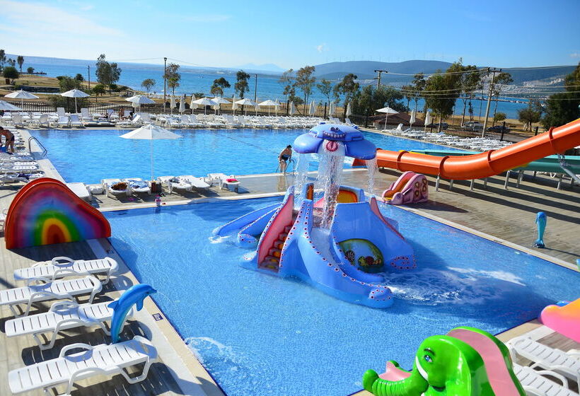 酒店 Ramada Resort By Wyndham Akbuk  All Inclusive