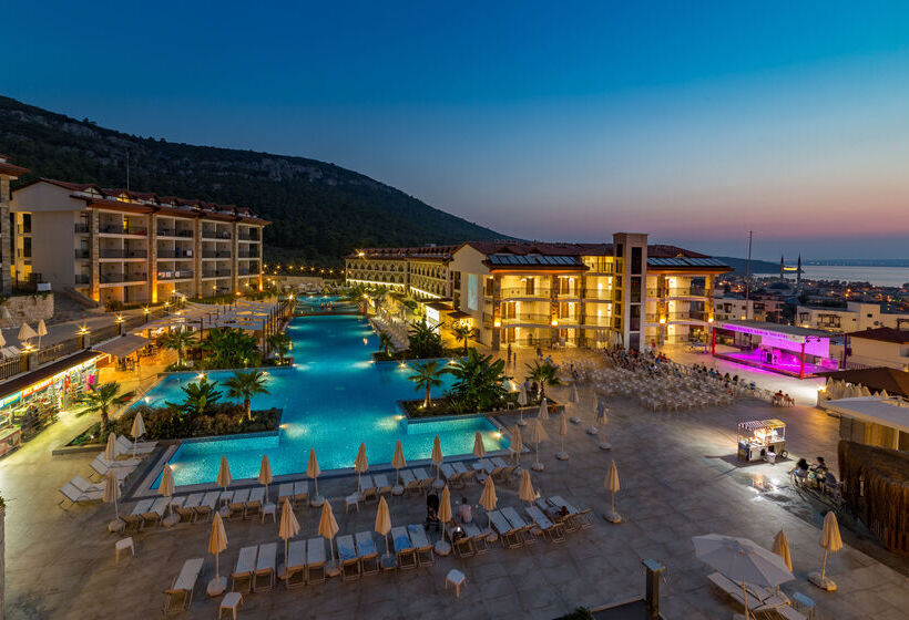 هتل Ramada Resort By Wyndham Akbuk  All Inclusive