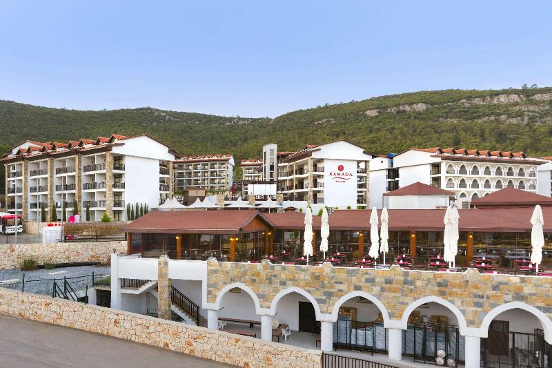 هتل Ramada Resort By Wyndham Akbuk  All Inclusive