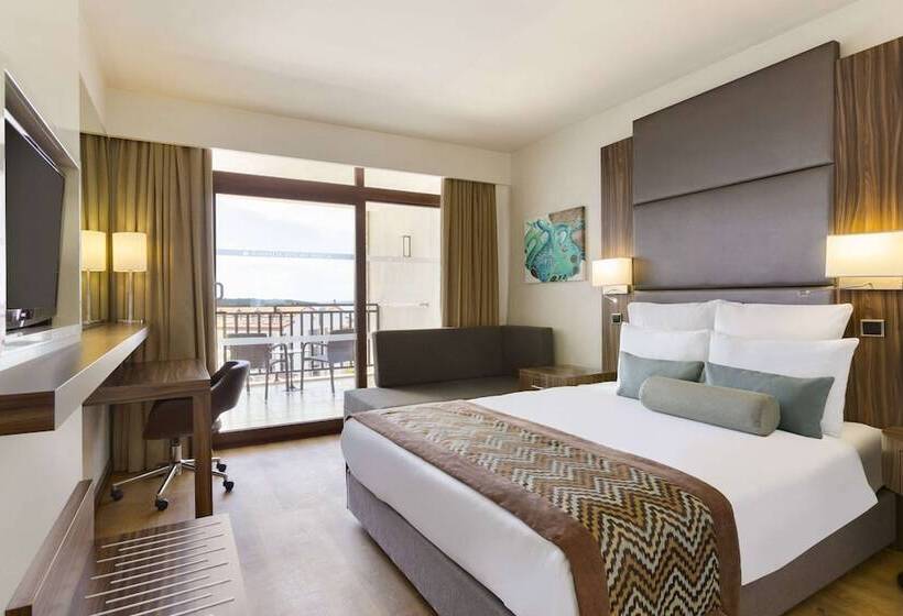 هتل Ramada Resort By Wyndham Akbuk  All Inclusive