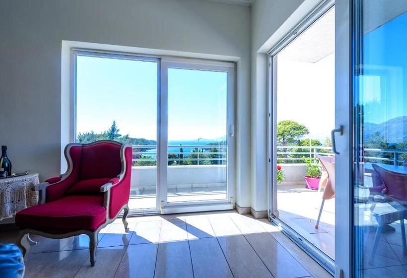 酒店 Red Coral Apartments