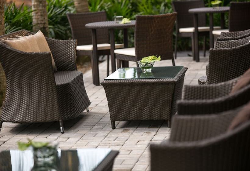 فندق Renaissance Johor Bahru