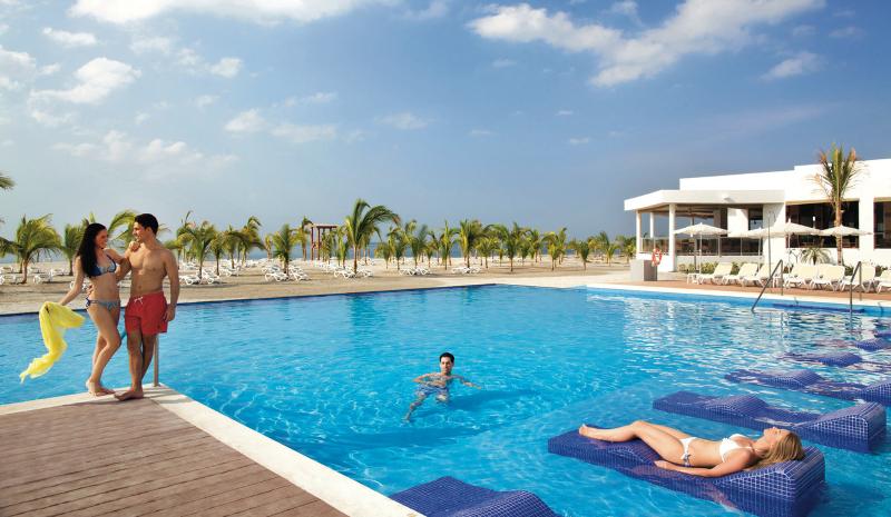 Hotel Riu Playa Blanca - All Inclusive