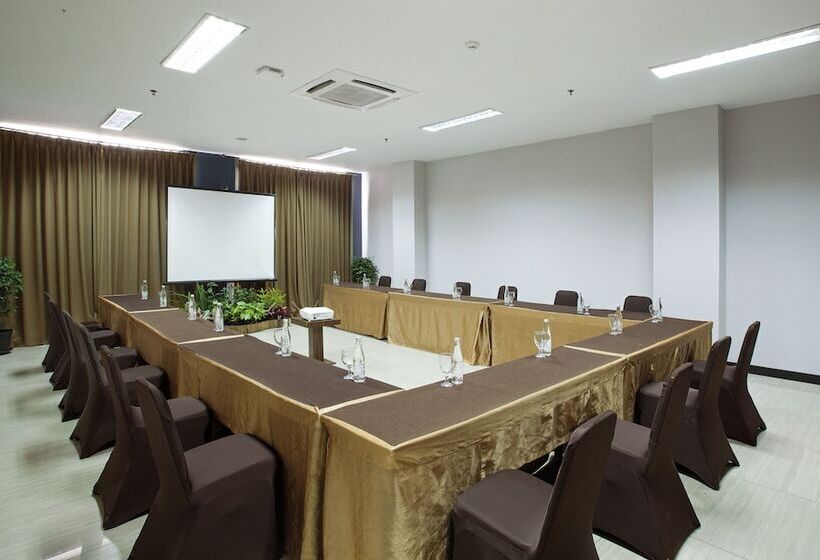 هتل Rooms Inc D Botanica Bandung