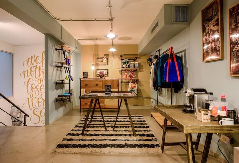 هتل Socialtel Nueva Cordoba   Formerly Selina Nueva Cordoba