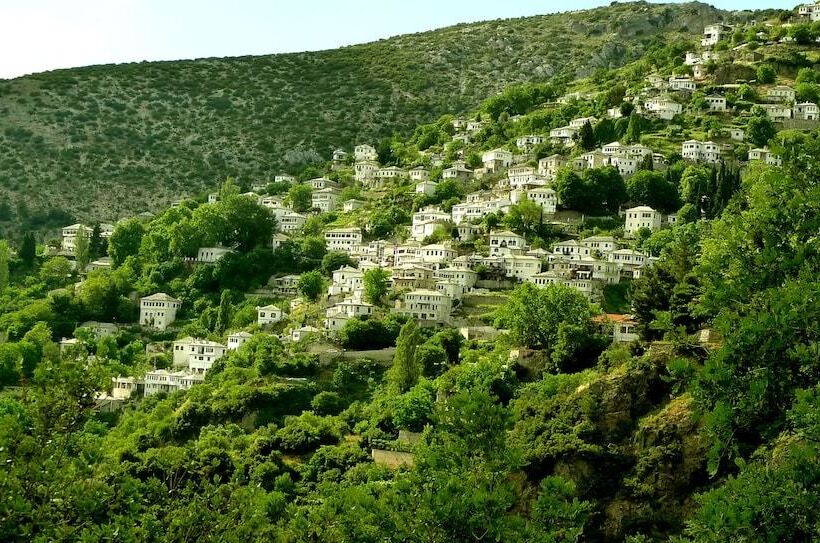 酒店 The Lotus Tree