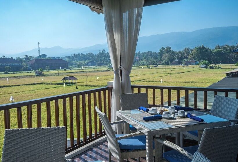 בית מלון כפרי The Lovina