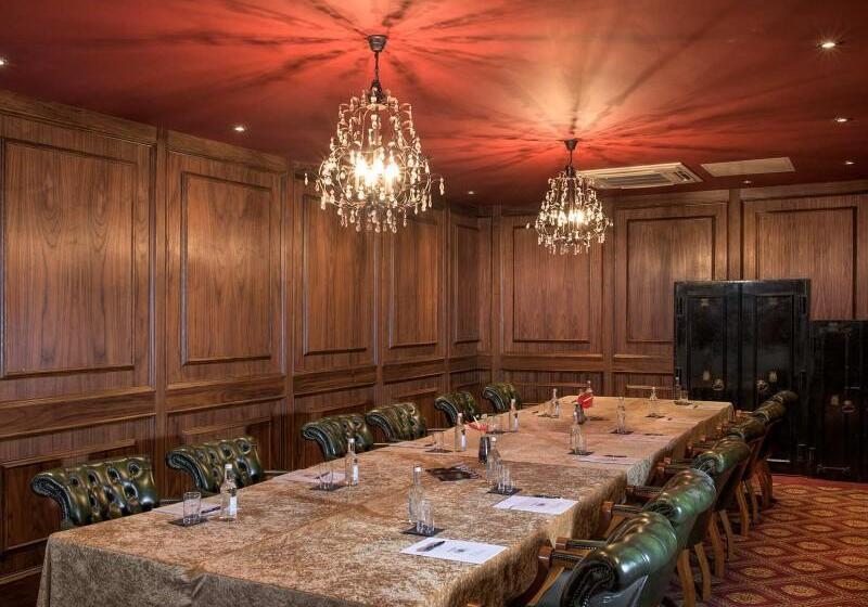 酒店 The Richmond Apart