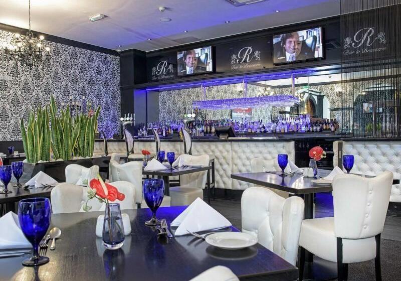 酒店 The Richmond Apart