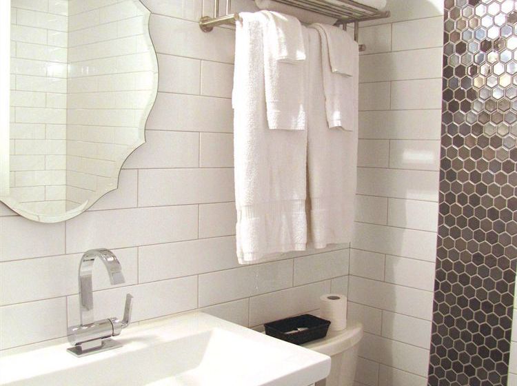 호텔 Urban Living Suites