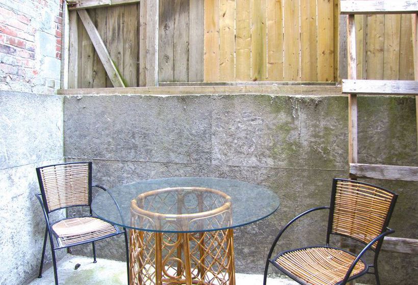 호텔 Urban Living Suites