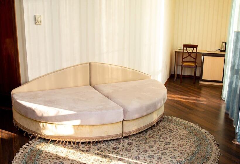 Отель Via Sacra