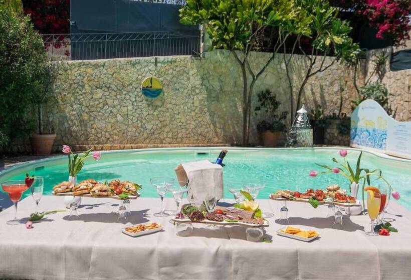 Отель Villamare