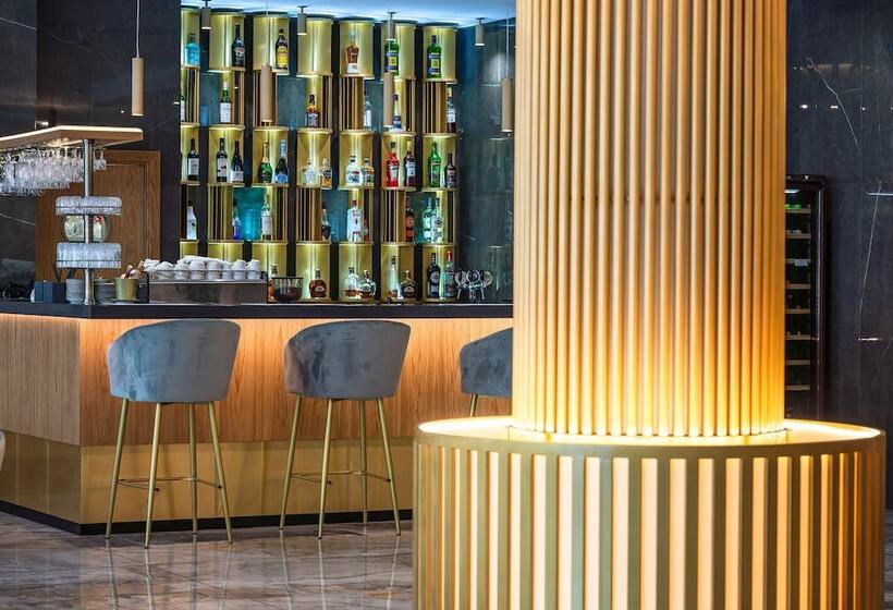 Wind Rose Hotel & Spa