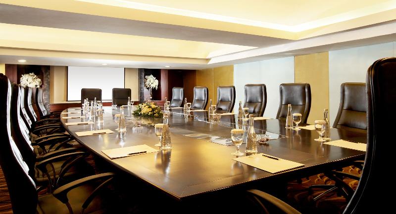 בית מלון כפרי Wyndham Surabaya