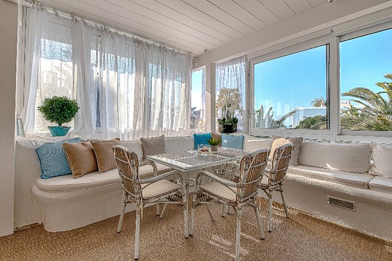 Iros Boutique Suites & Villas