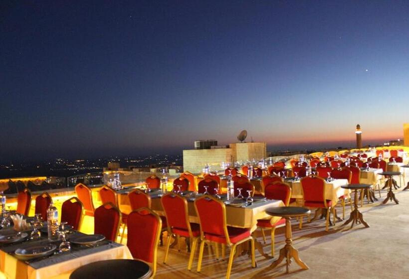 Izala Hotel Boutique Class