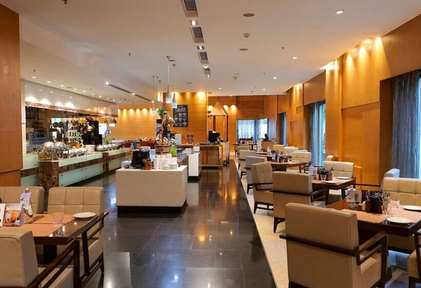 Novotel Pune Viman Nagar Road