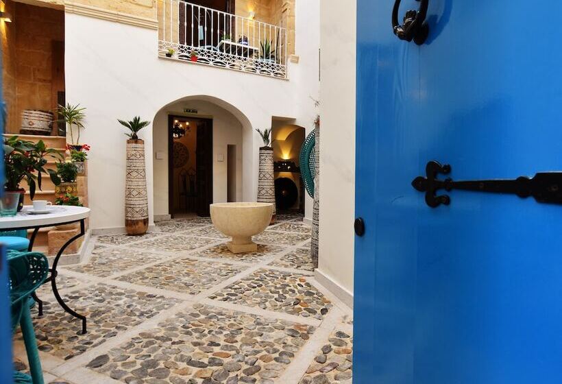 پانسیون Chapel 5 Boutique Suites B&b