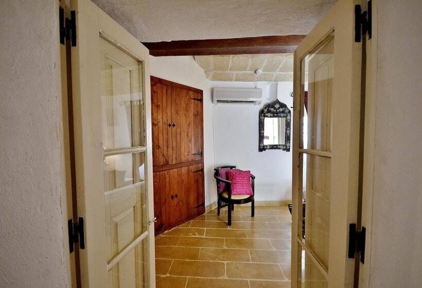 پانسیون Chapel 5 Boutique Suites B&b