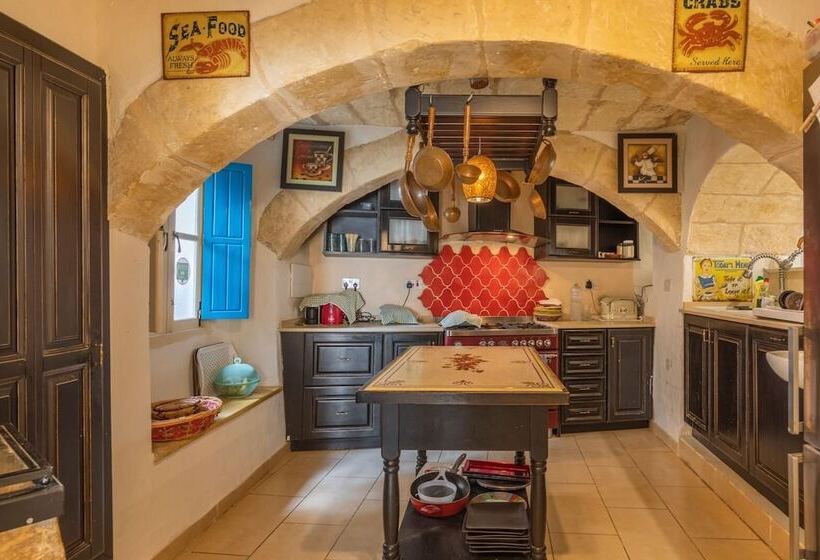 پانسیون Chapel 5 Boutique Suites B&b