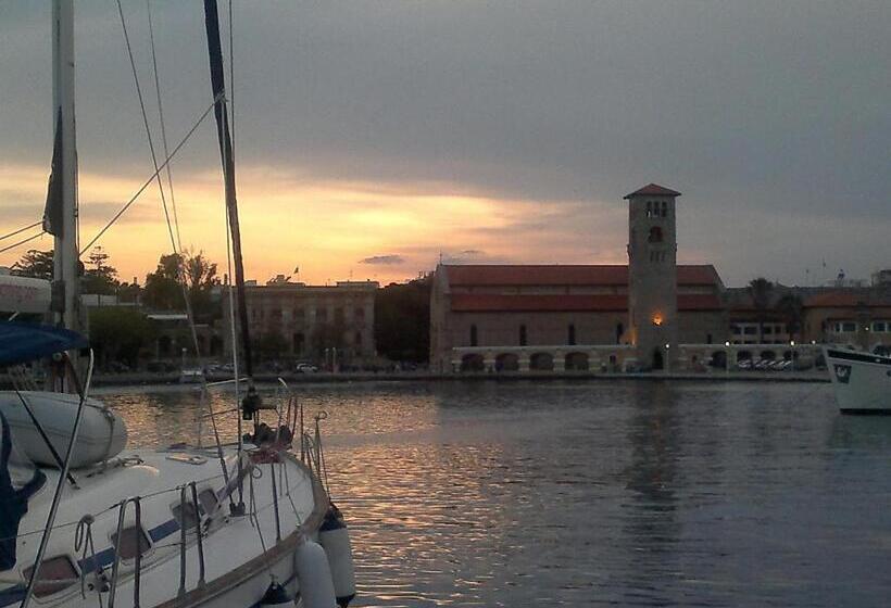 Pyrgos Hotel Apartments