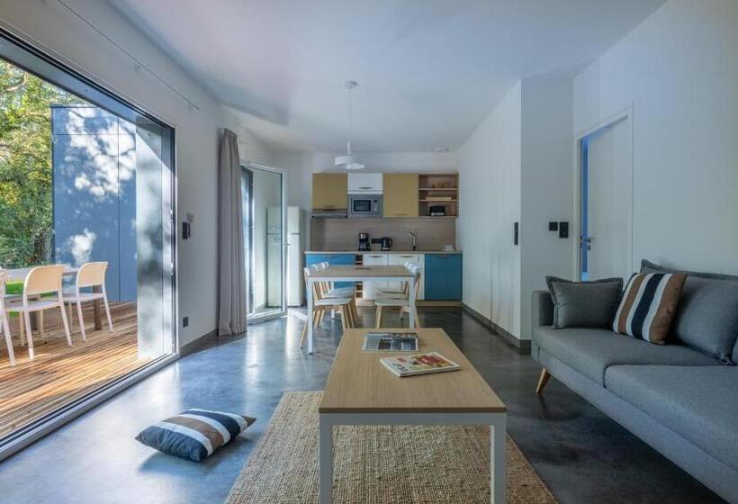 Резиденция Côté Océan Resort