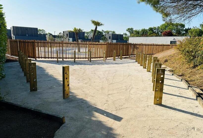 Резиденция Côté Océan Resort