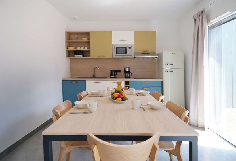 Резиденция Côté Océan Resort