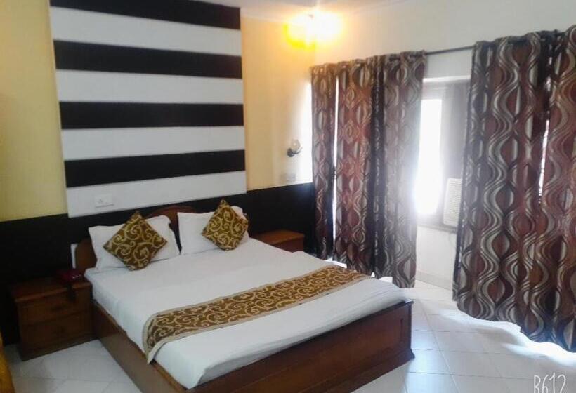 فندق Paradise Chandigarh