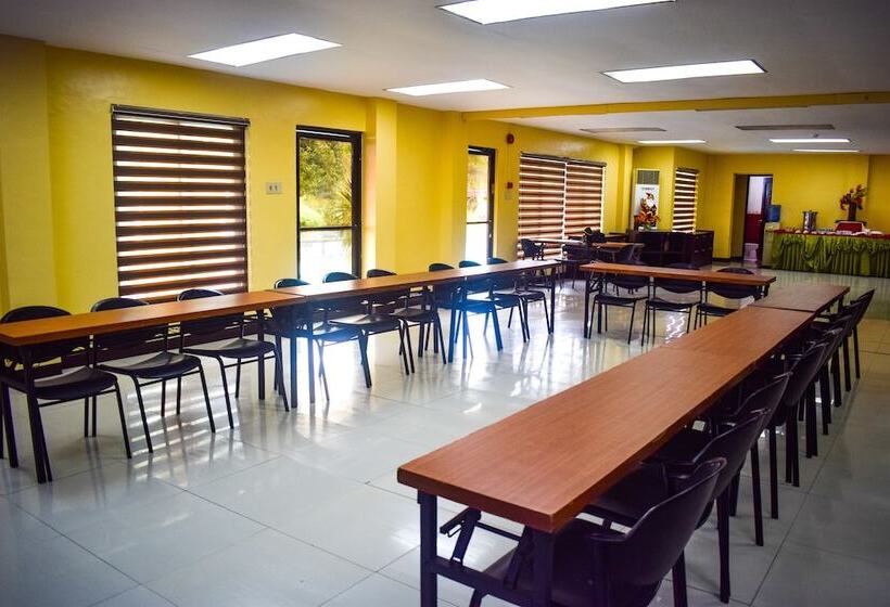 Punta De Fabian Powered By Cocotel