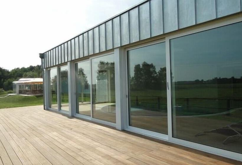 Friesenhof Hotel Restaurant Reitanlage