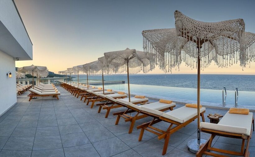 Grifid Vistamar Hotel 24 Hours Ultra All Inclusive & Private Beach