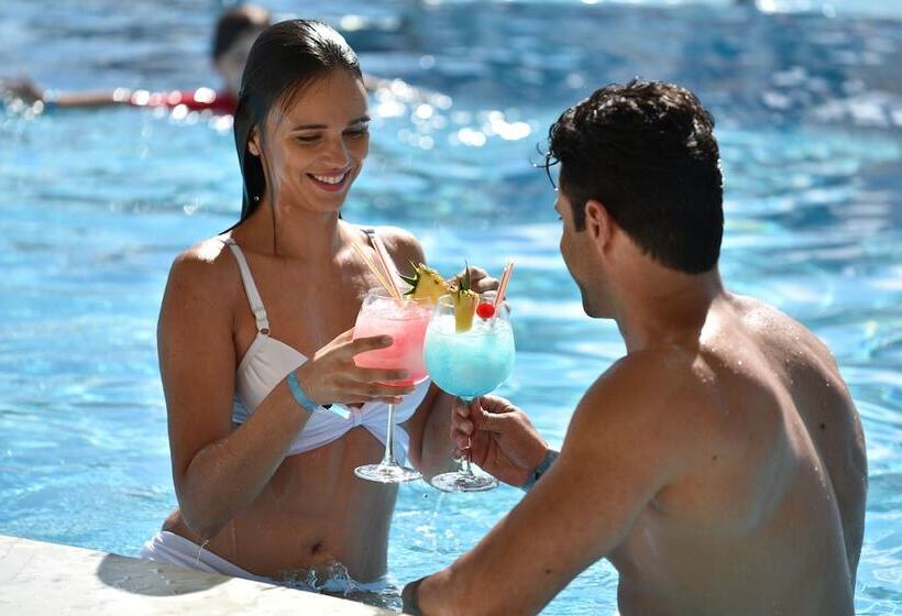 Grifid Vistamar Hotel 24 Hours Ultra All Inclusive & Private Beach