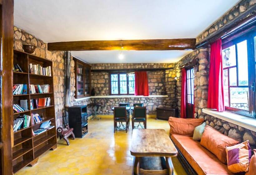 مسافرخانه La Bergerie