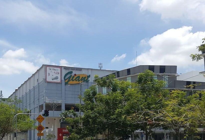 9 Square Hotel   Kota Damansara