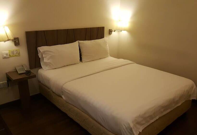 9 Square Hotel   Kota Damansara